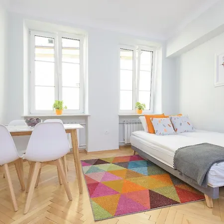Bright And Modern Apartment In The Heart Of The Old And New Town Warsaw Exterior photo