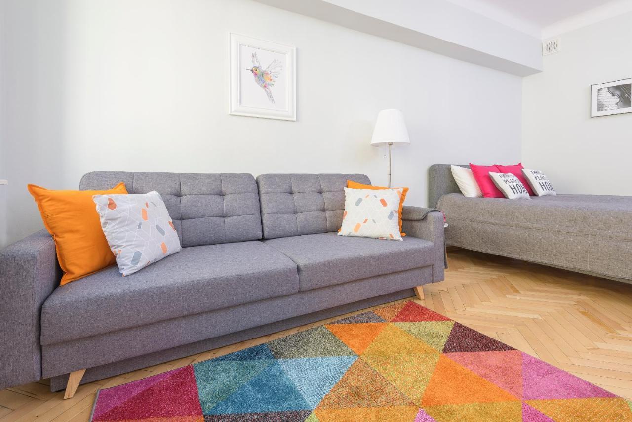 Apartment Bright And Modern In The Heart Of The Old And New Town